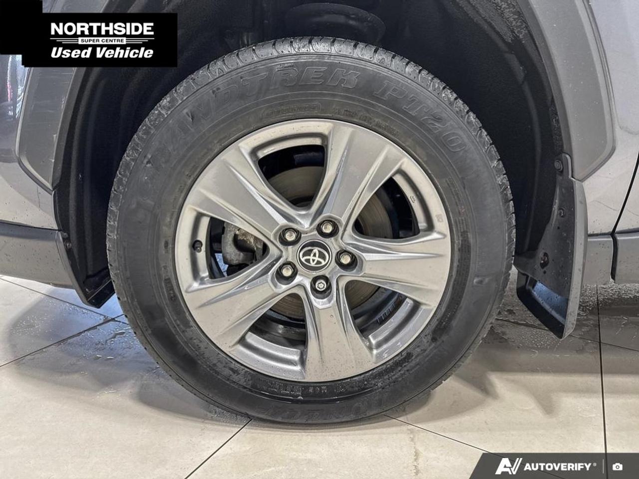 2024 Toyota RAV4 XLE 4dr All-wheel Drive Photo