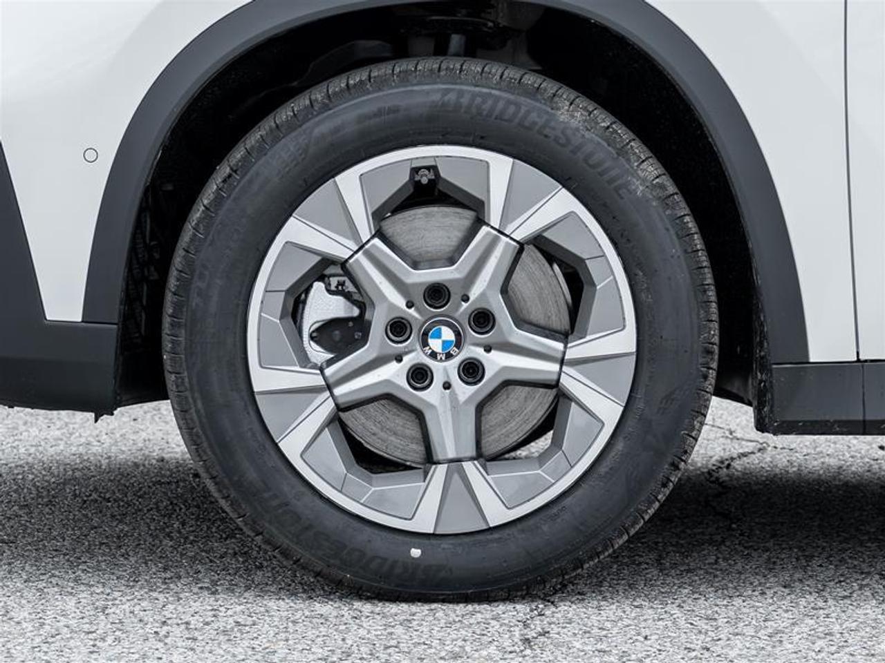 2026 BMW X1 xDrive28i 4dr All-wheel Drive Sports Activity Vehicle Photo4