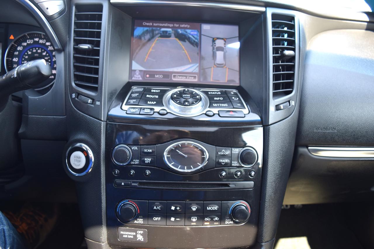 2015 Infiniti QX70 AWD Premium Leather Sunroof Photo