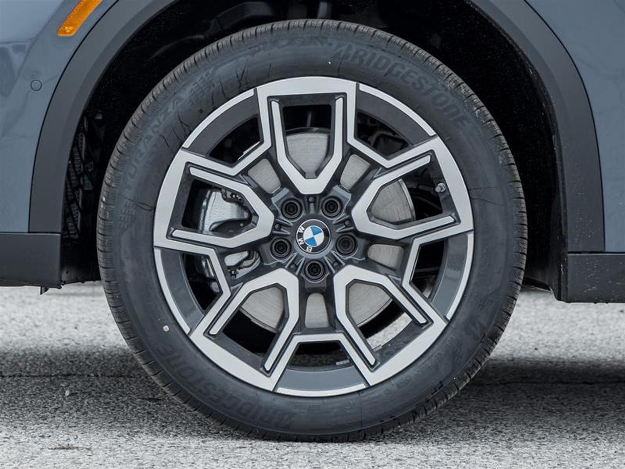 2026 BMW X2 xDrive28i 4dr All-Wheel Drive Sports Activity Coupe Photo4