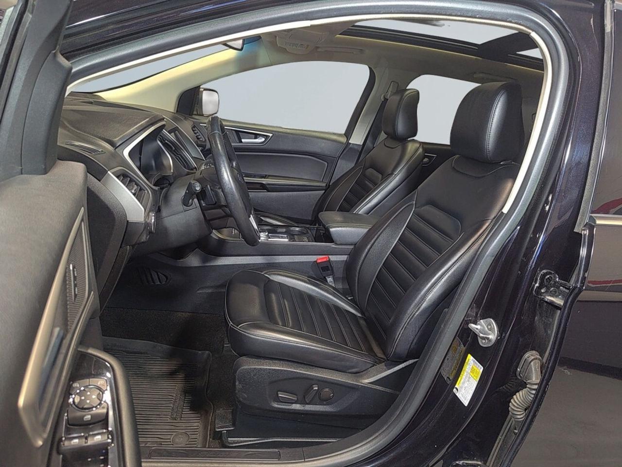 2020 Ford Edge SEL AWD   $4500 Factory Options   Panoramic Roof Photo