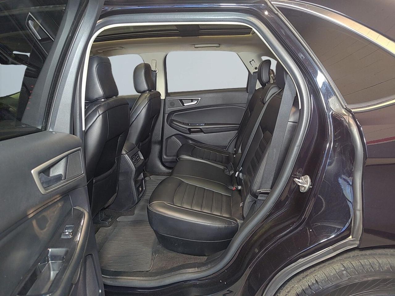 2020 Ford Edge SEL AWD   $4500 Factory Options   Panoramic Roof Photo