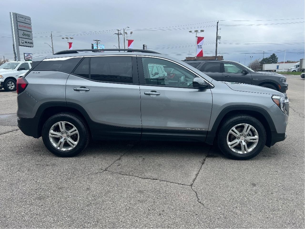 2024 GMC Terrain SLE AWD *HEATED SEATS *REMOTE START *PRO SAFETY Photo