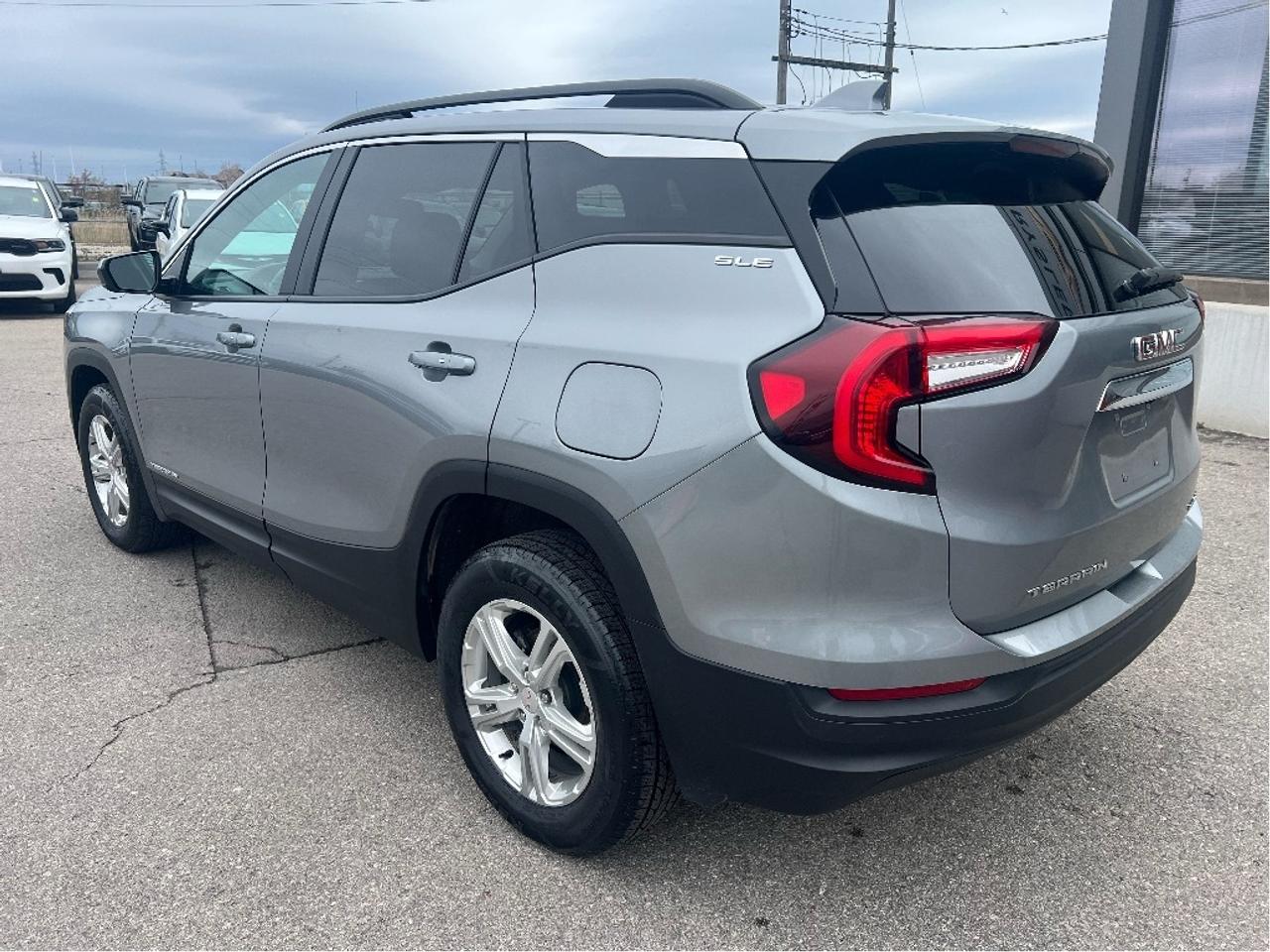 2024 GMC Terrain SLE AWD *HEATED SEATS *REMOTE START *PRO SAFETY Photo