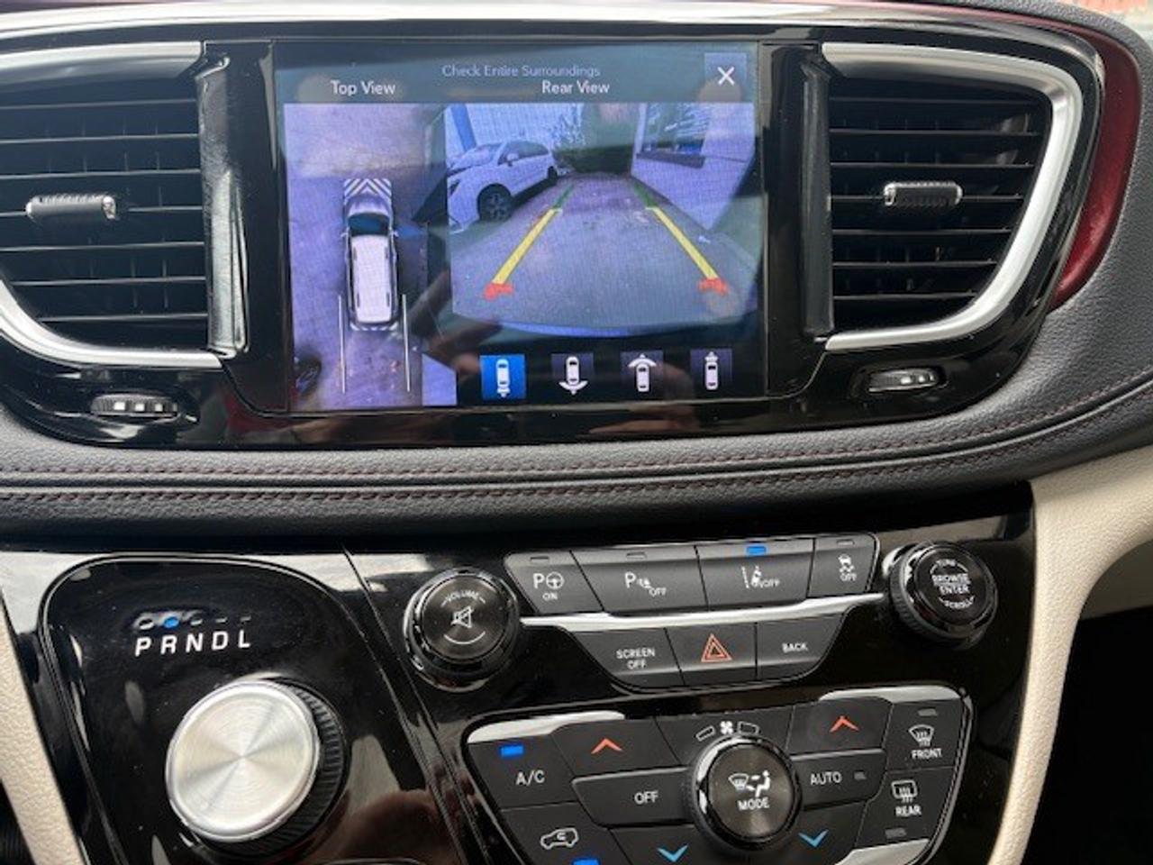 2017 Chrysler Pacifica Limited, PANO ROOF, NAVI, LEATHER, DVD'S, LOADED!! Photo