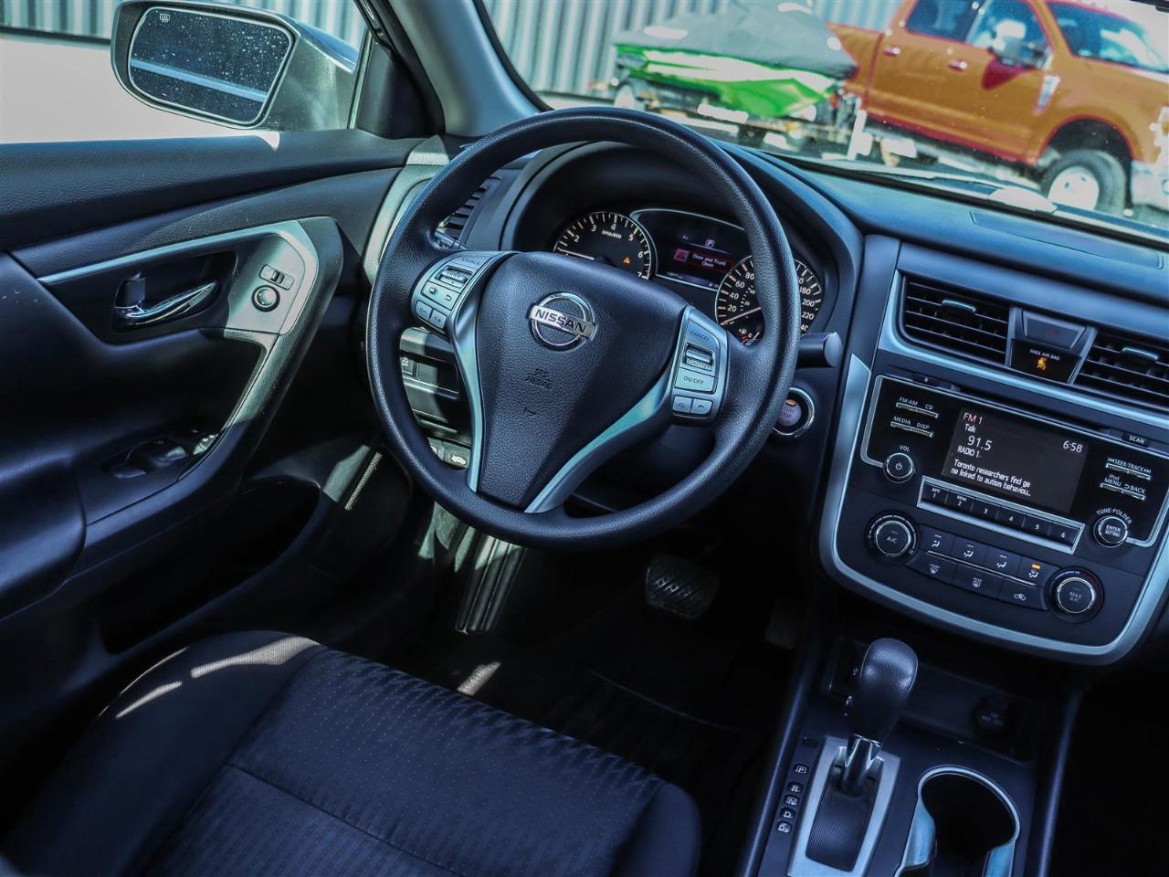 2017 Nissan Altima 2.5 4dr Sedan Photo