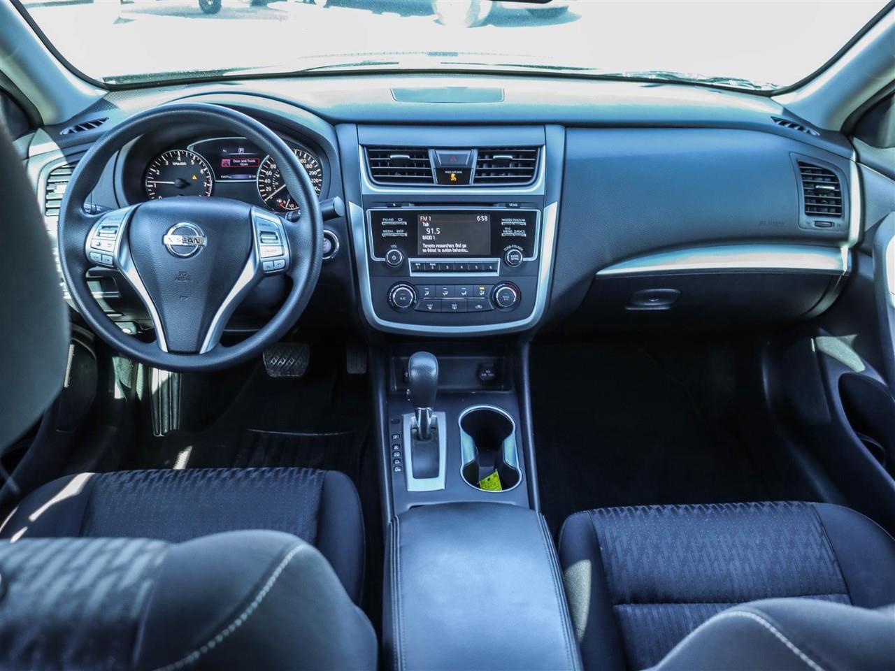 2017 Nissan Altima 2.5 4dr Sedan Photo