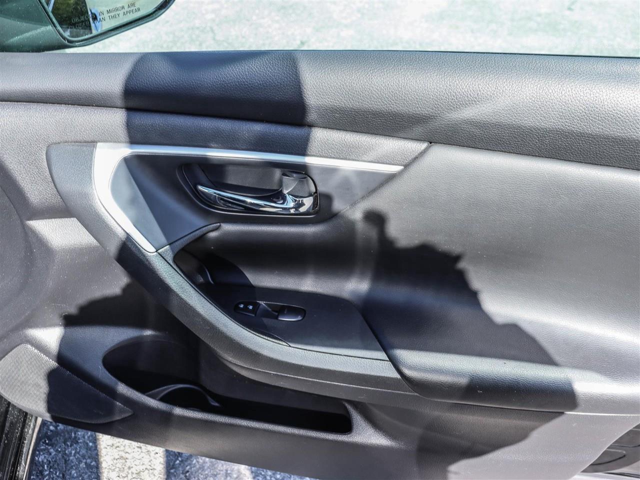 2017 Nissan Altima 2.5 4dr Sedan Photo