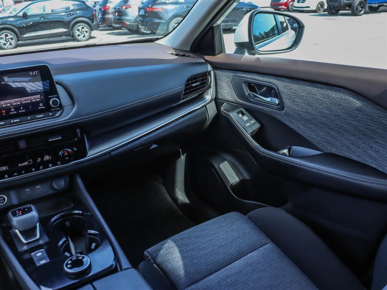 2022 Nissan Rogue SV 4dr All-Wheel Drive Sport Utility Photo