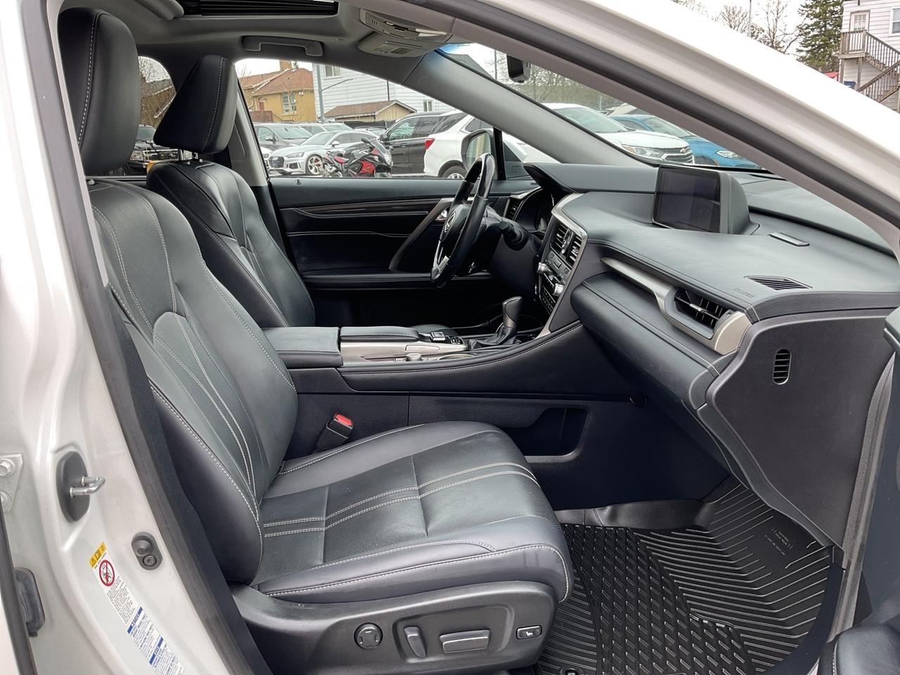 2018 Lexus RX 350 LUXURY AWD - LTHR! NAV! BACK-UP CAM! BSM! SUNROOF! Photo