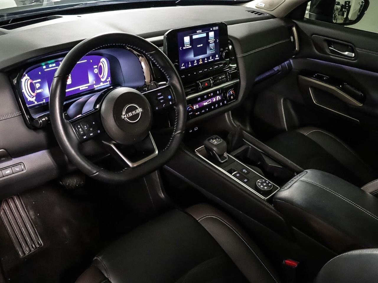 2022 Nissan Pathfinder Platinum 4WD Photo