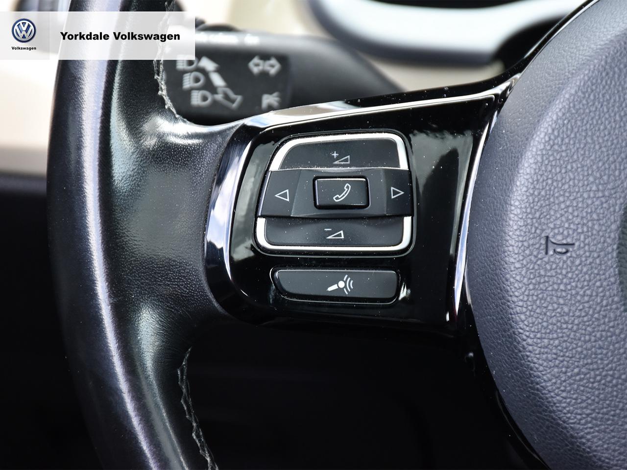 2019 Volkswagen Beetle  Photo