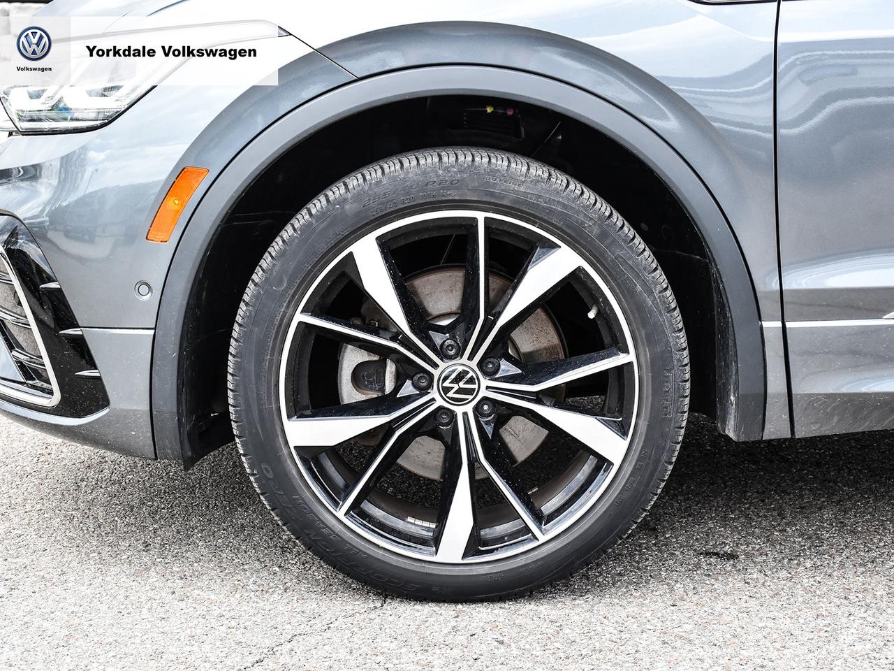 2022 Volkswagen Tiguan 4Motion Photo