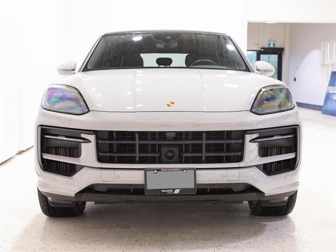 2024 Porsche Cayenne S Coupe AWD Photo