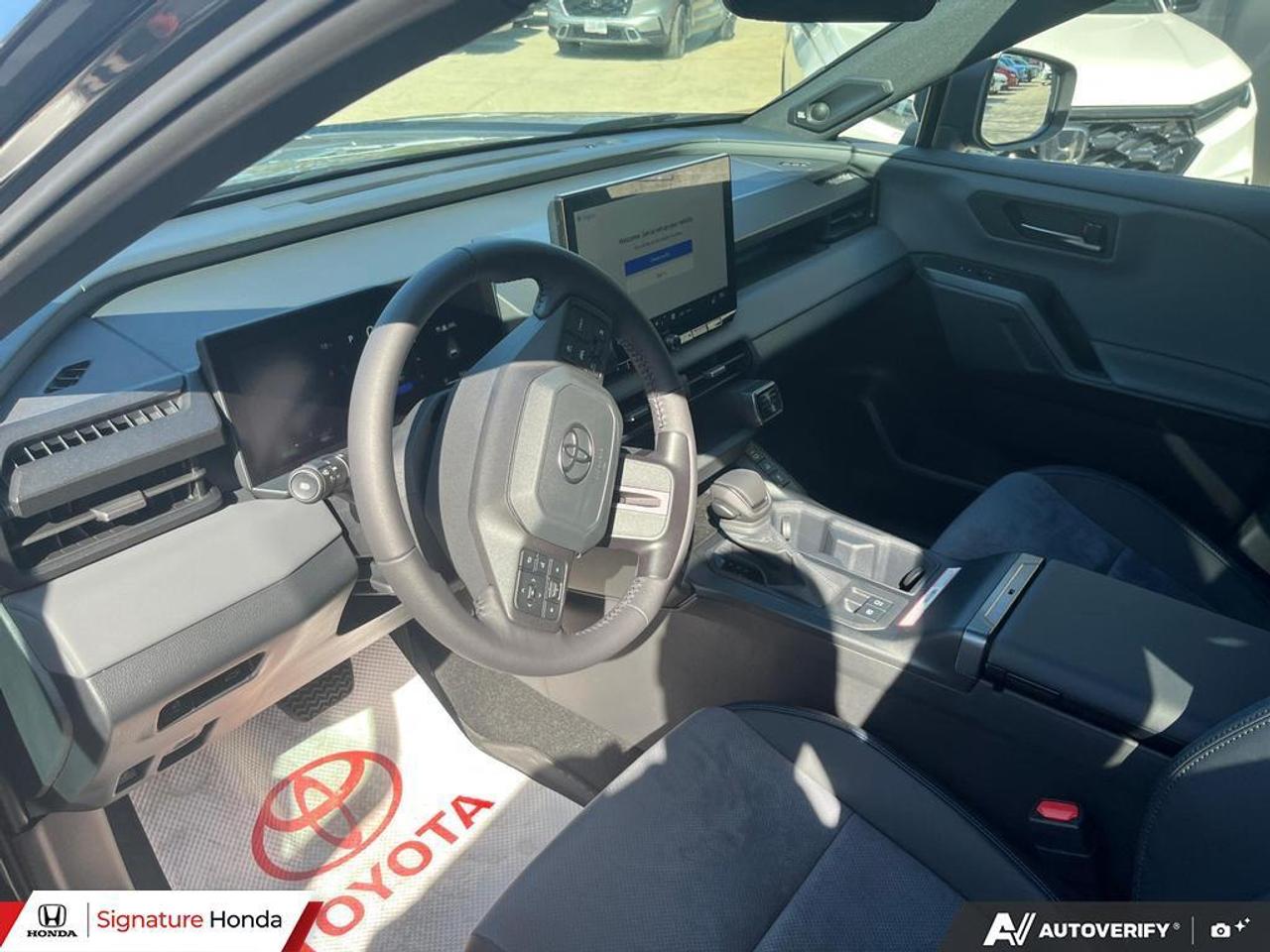 2026 Toyota RAV4 XSE Photo