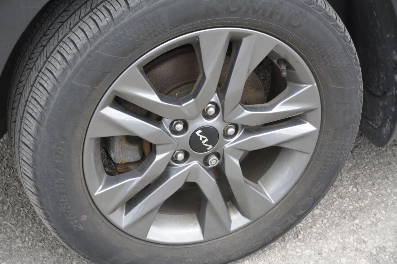 2023 Kia Seltos EX Photo