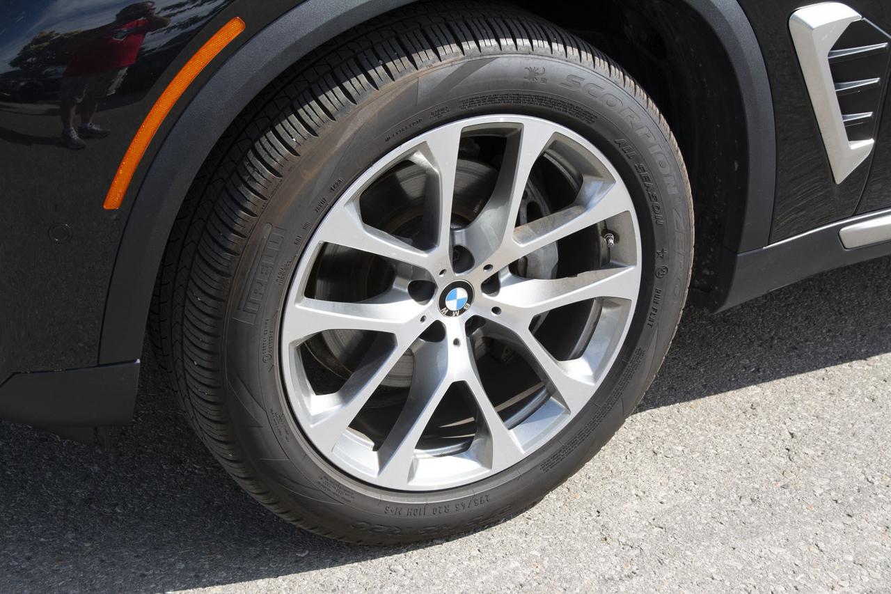 2024 BMW X5  Photo