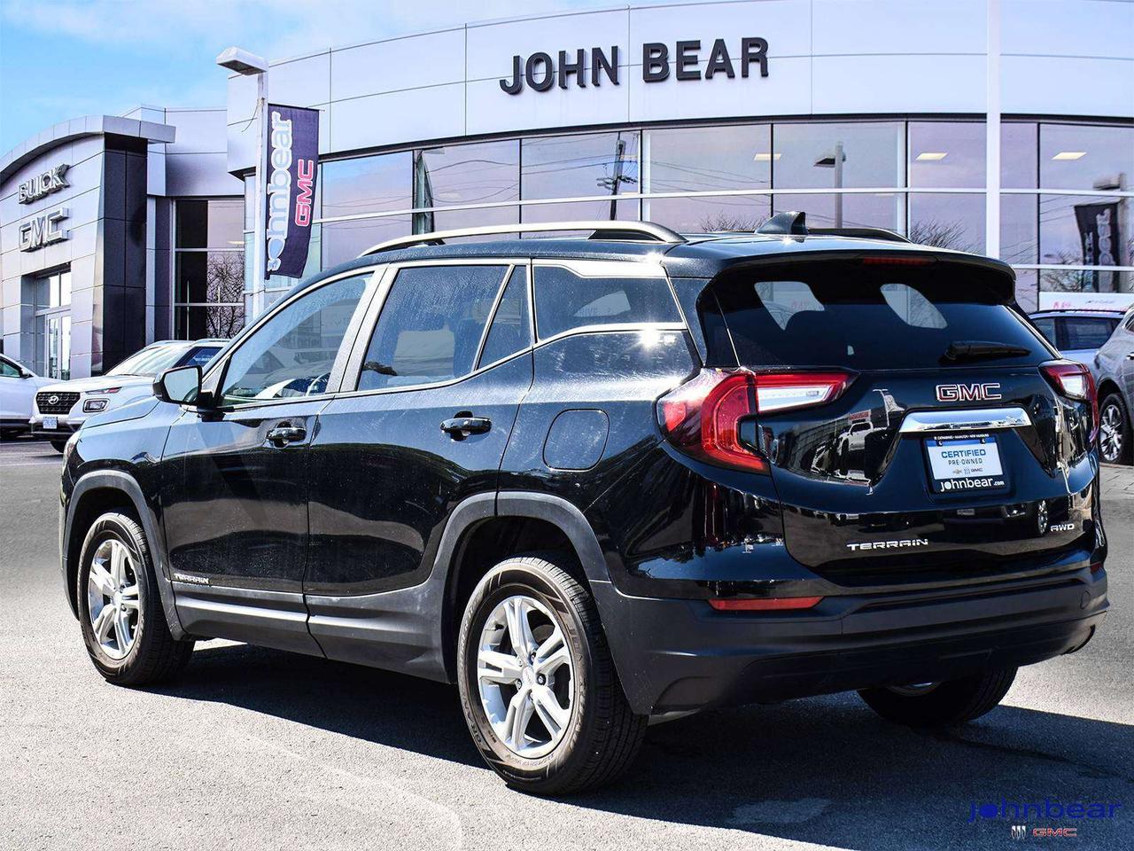 2024 GMC Terrain SLE Photo