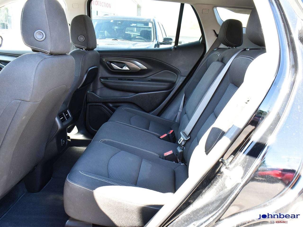 2024 GMC Terrain SLE Photo