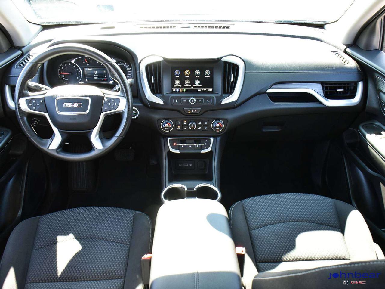 2024 GMC Terrain SLE Photo
