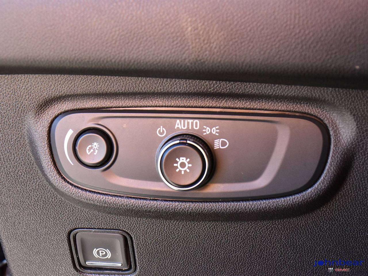 2024 GMC Terrain SLE Photo