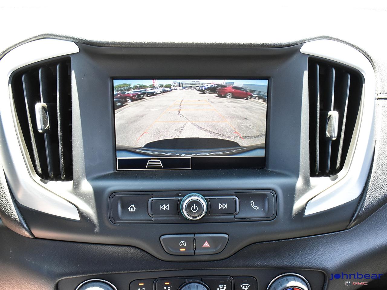 2024 GMC Terrain SLE Photo