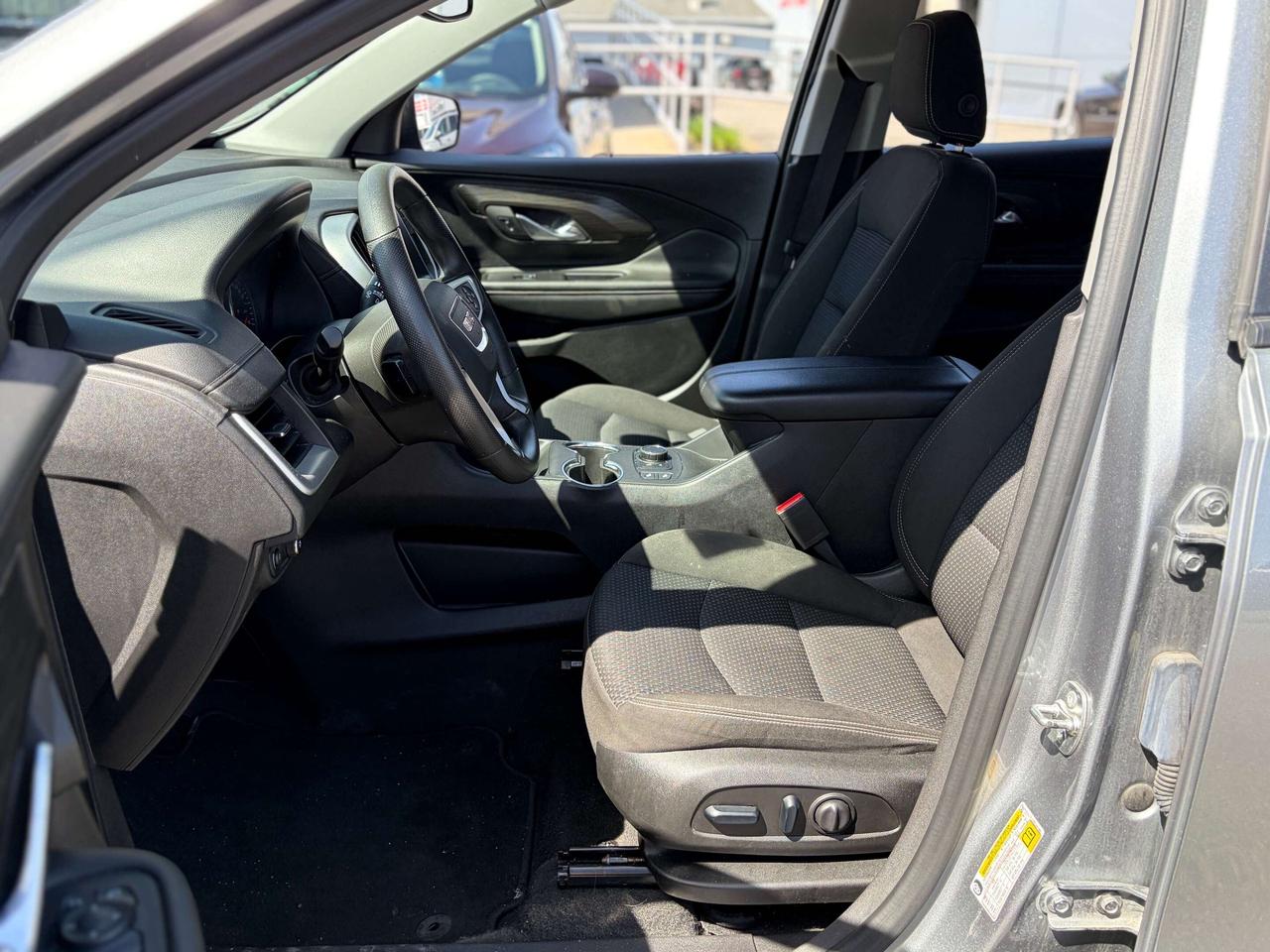 2024 GMC Terrain SLE Photo