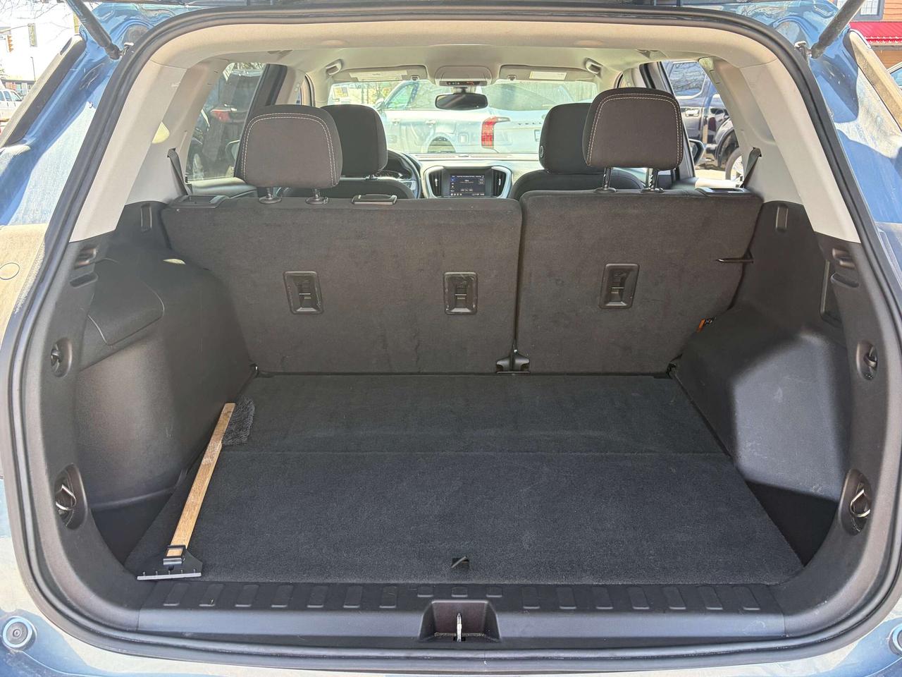 2024 GMC Terrain SLE Photo