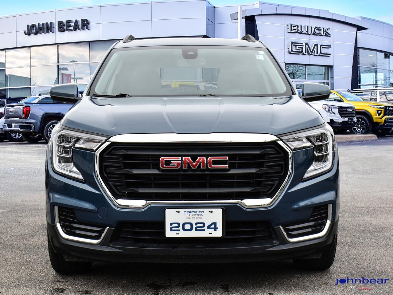 2024 GMC Terrain SLE Photo4