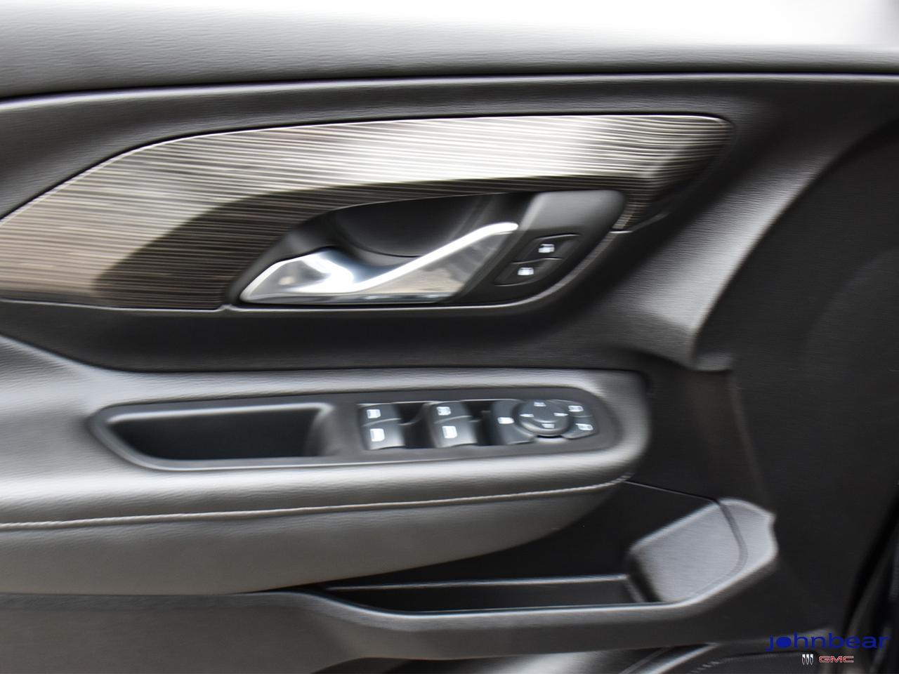 2024 GMC Terrain SLE Photo