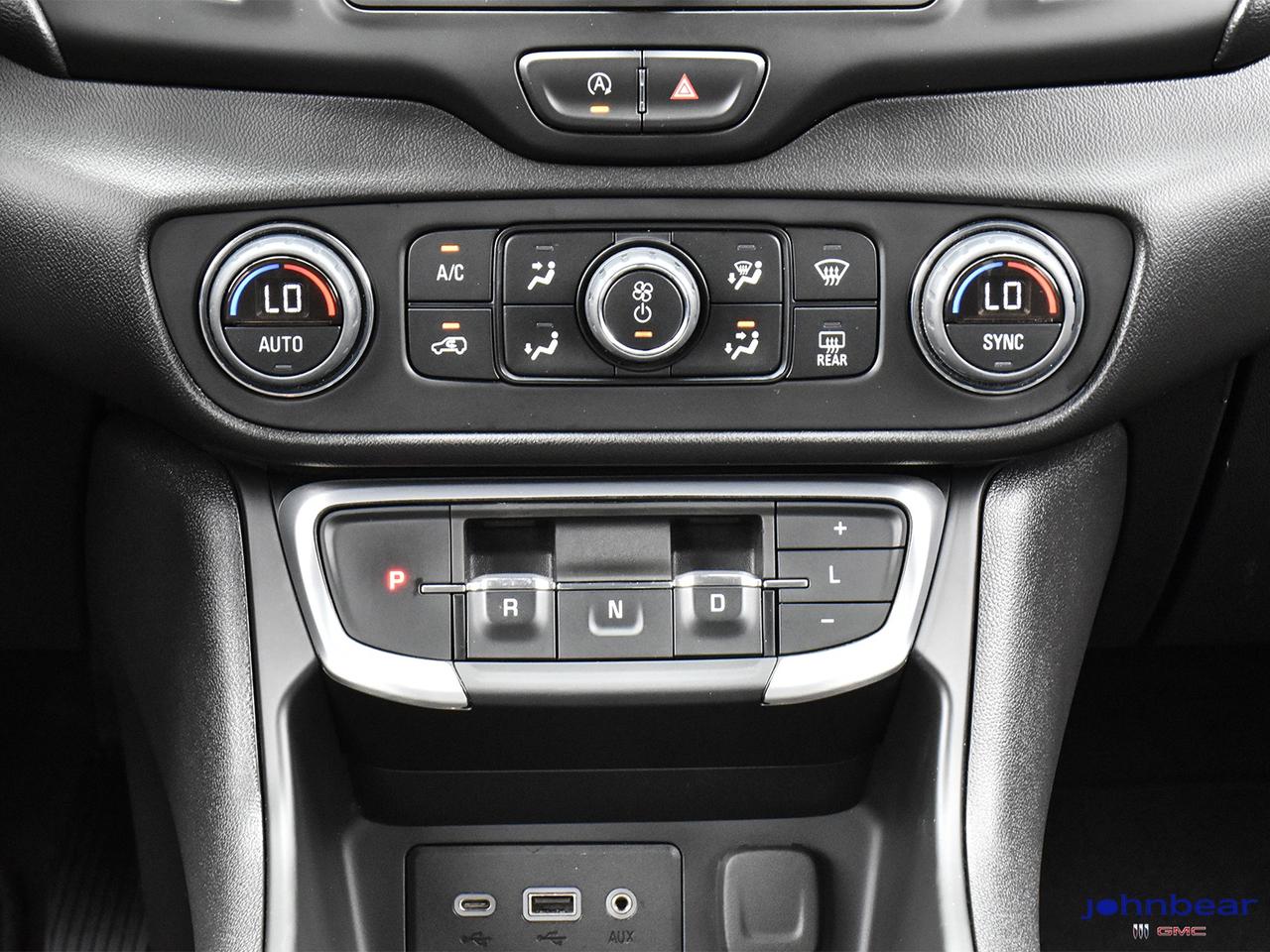 2024 GMC Terrain SLE Photo