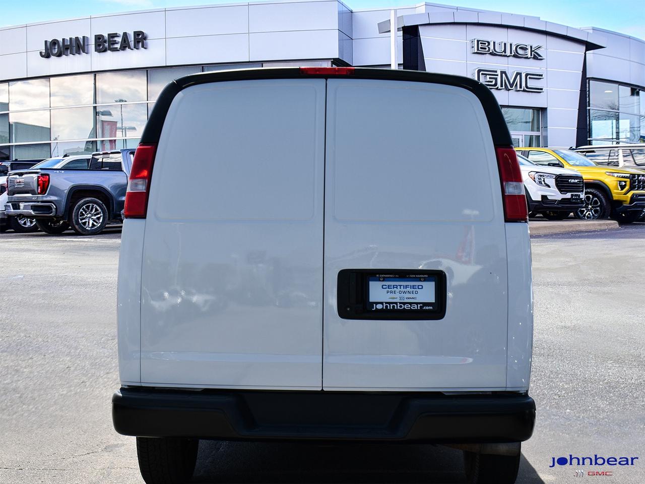 2024 Chevrolet Express MARKET VALUE PRICING PREVIOUS DAILY RENTAL BALANCE Photo