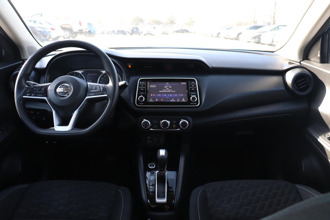 2021 Nissan Kicks S NO ACCIDENTS 1 OWNER OFF LEASE CARPLAY BLND SPOT Photo