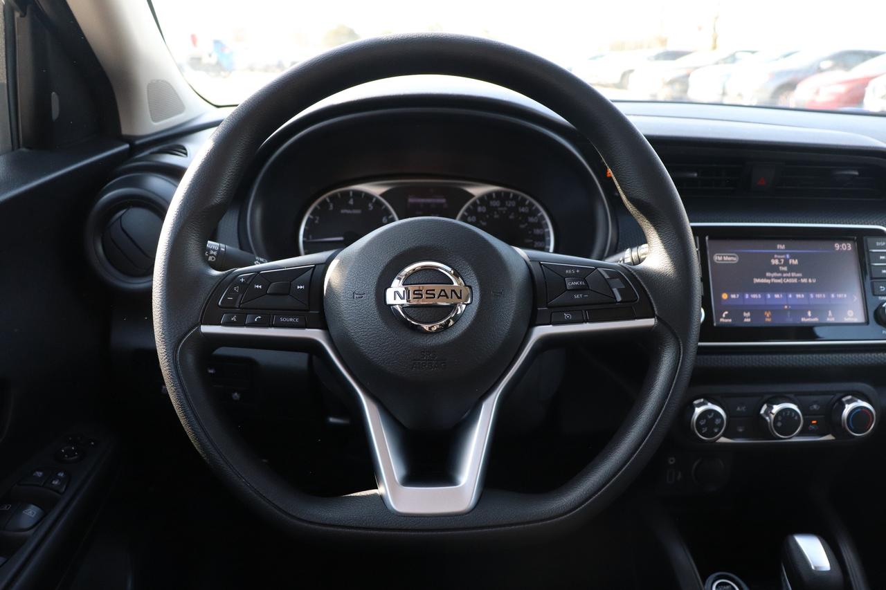 2021 Nissan Kicks S NO ACCIDENTS 1 OWNER OFF LEASE CARPLAY BLND SPOT Photo