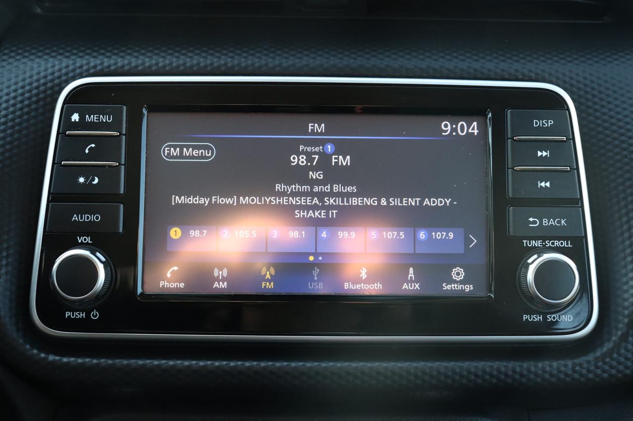 2021 Nissan Kicks S NO ACCIDENTS 1 OWNER OFF LEASE CARPLAY BLND SPOT Photo