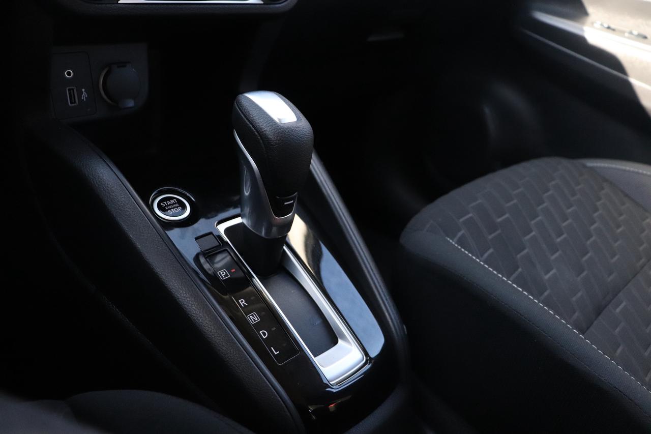 2021 Nissan Kicks S NO ACCIDENTS 1 OWNER OFF LEASE CARPLAY BLND SPOT Photo