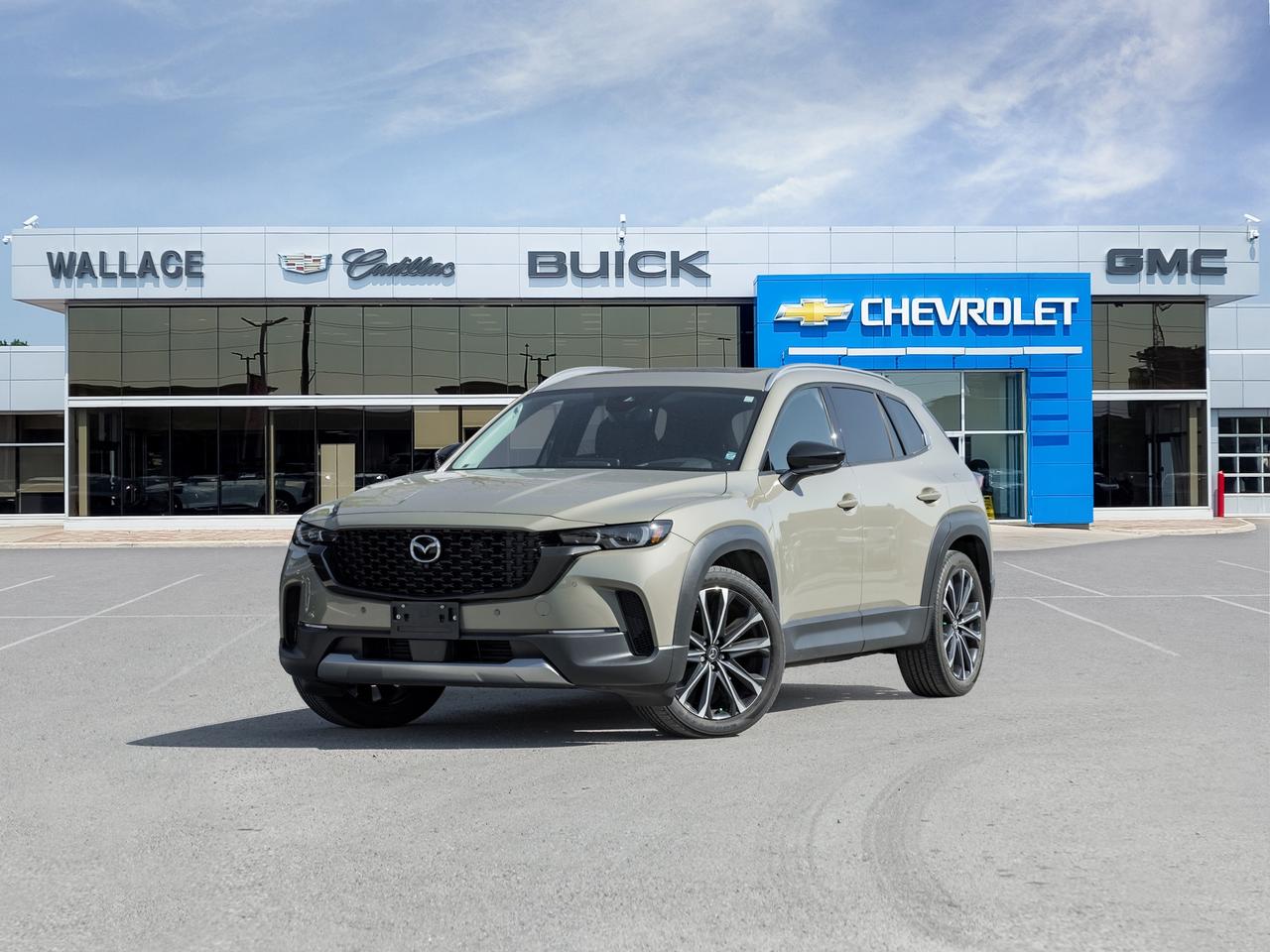 2023 Mazda CX-50 AWD   GT TURBO   TOP TRIM   VERY LOW KMS Photo