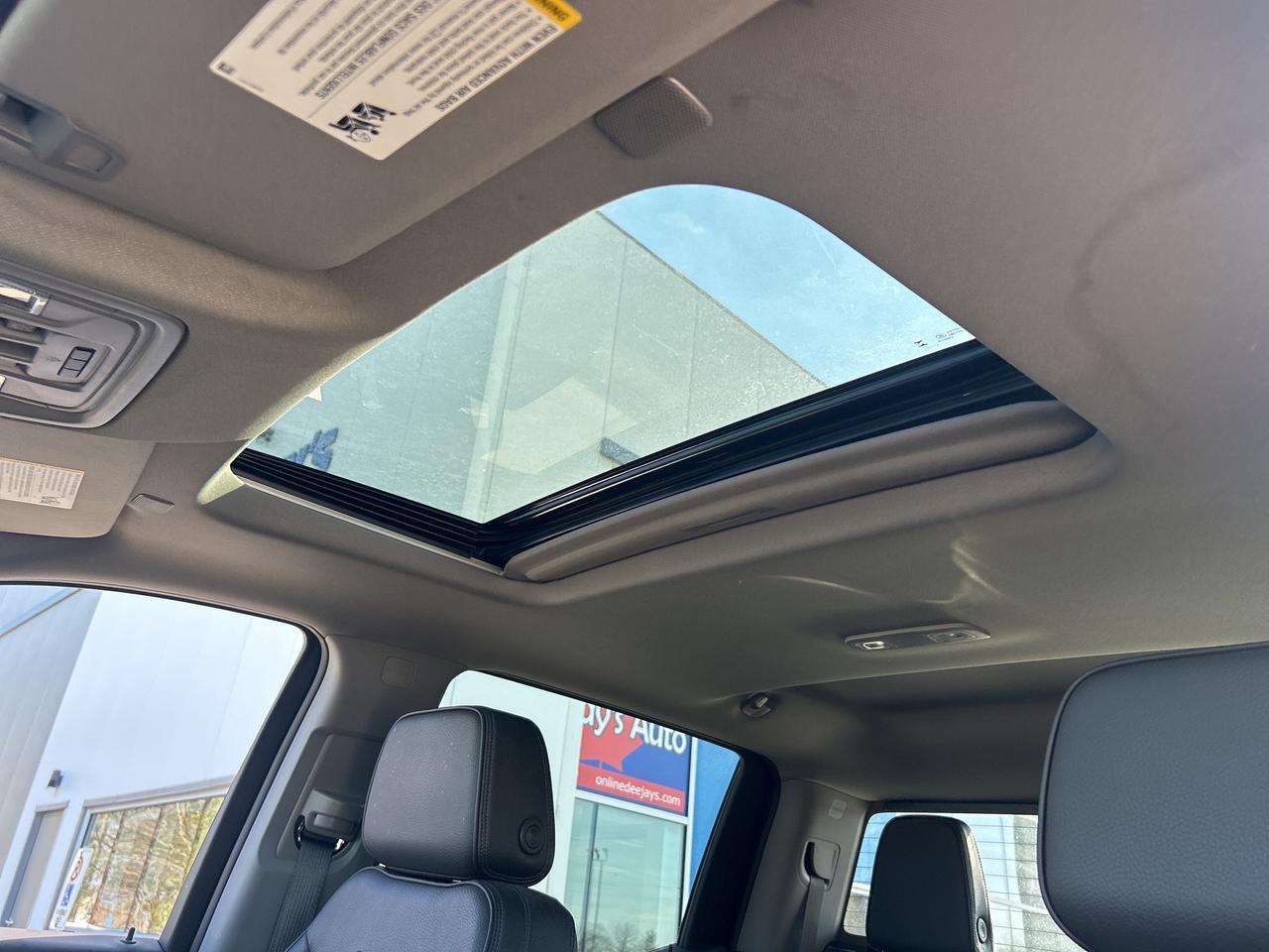 2023 GMC Sierra 1500 Denali Crew Cab 4x4   Clean Carfax Photo