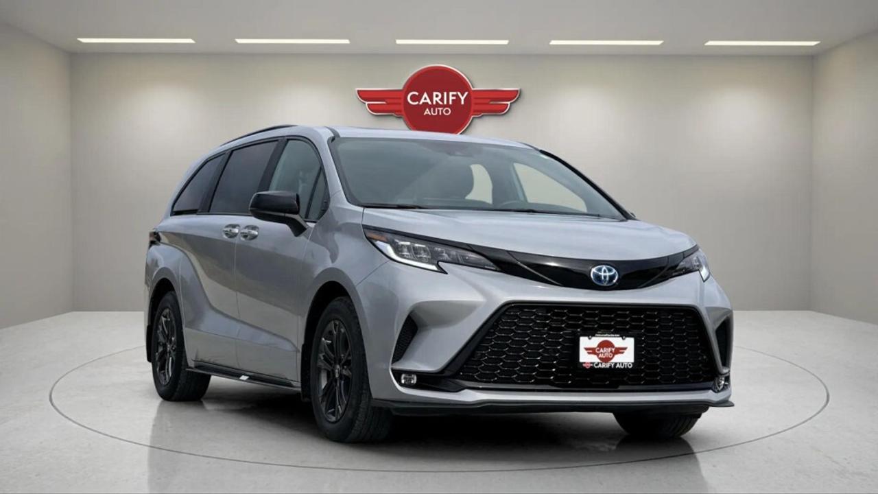 2025 Toyota Sienna XSE 7-Passenger All-wheel Drive with RES Photo