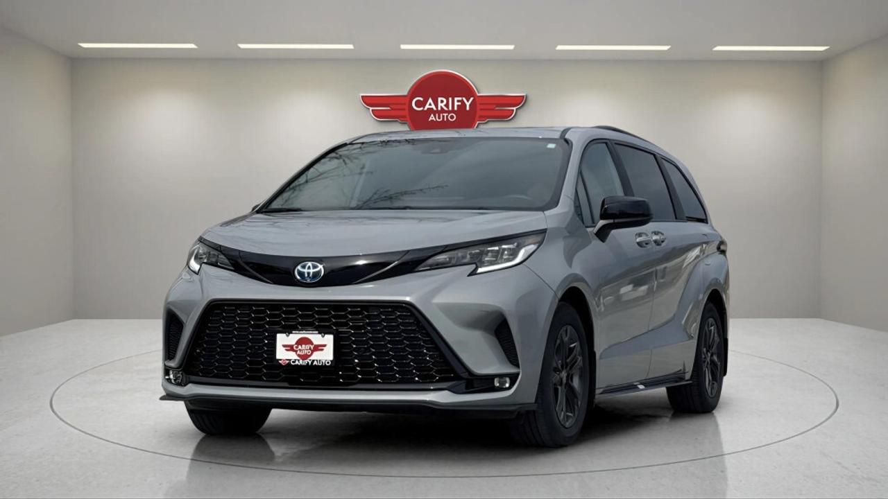 2025 Toyota Sienna XSE 7-Passenger All-wheel Drive with RES Photo