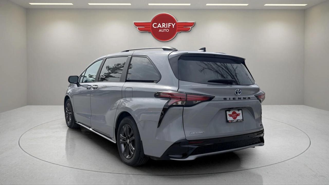 2025 Toyota Sienna XSE 7-Passenger All-wheel Drive with RES Photo