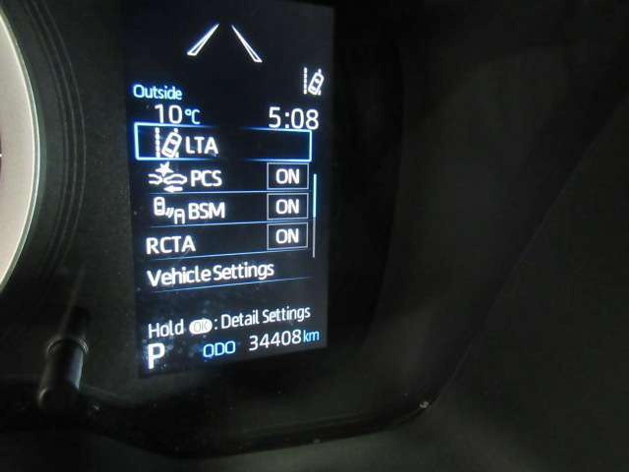 2021 Toyota Corolla SE HATCH, AUTO, ALLOYS, HTD. SEATS, JUST 34K! Photo