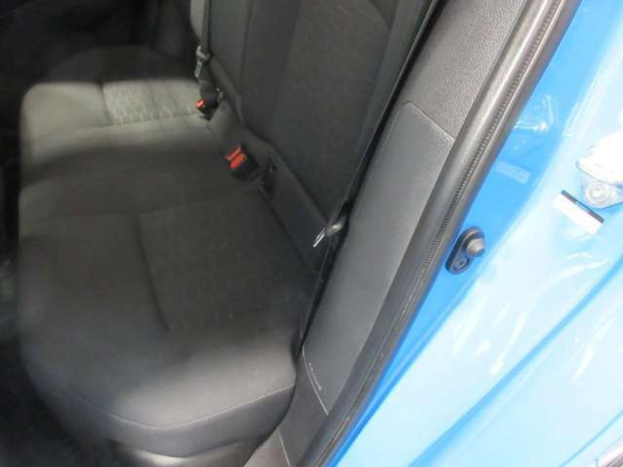 2021 Toyota Corolla SE HATCH, AUTO, ALLOYS, HTD. SEATS, JUST 34K! Photo