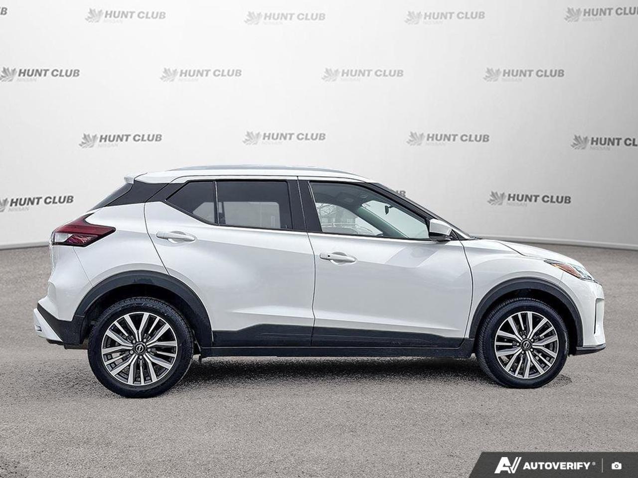 2024 Nissan Kicks SV   Apple Car Play   Android Auto   Heated Seats Photo