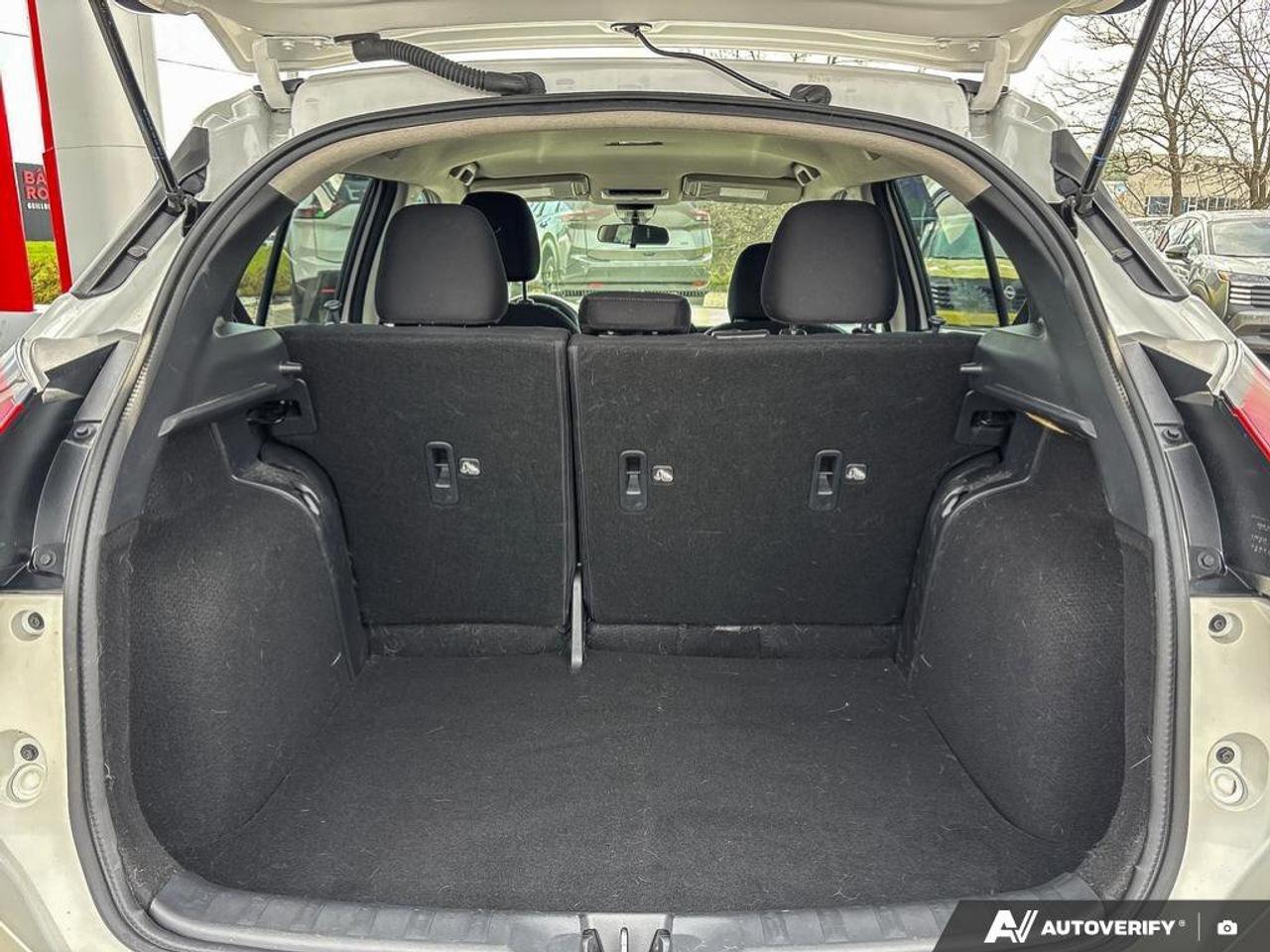 2024 Nissan Kicks SV   Apple Car Play   Android Auto   Heated Seats Photo