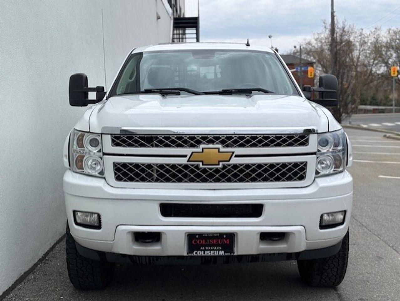 2014 Chevrolet SILVERADO 2500HD LTZ 4WD LEATHER-ROOF-NAVI-CAMERA-WHEELS-JACKED UP! Photo