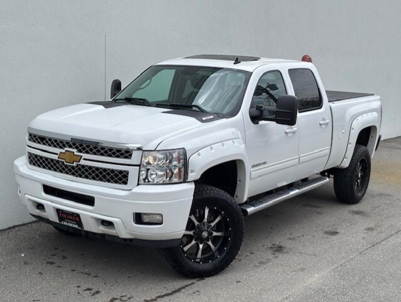 2014 Chevrolet SILVERADO 2500HD LTZ 4WD LEATHER-ROOF-NAVI-CAMERA-WHEELS-JACKED UP! Photo