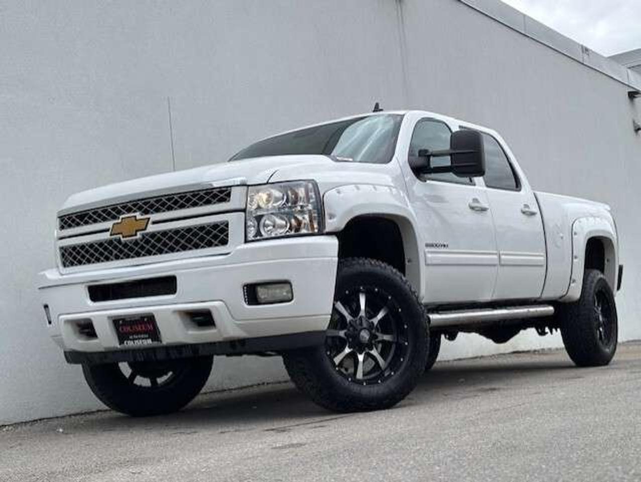 2014 Chevrolet Silverado 2500 LTZ 4WD LEATHER-ROOF-NAVI-CAMERA-WHEELS-JACKED UP! Photo