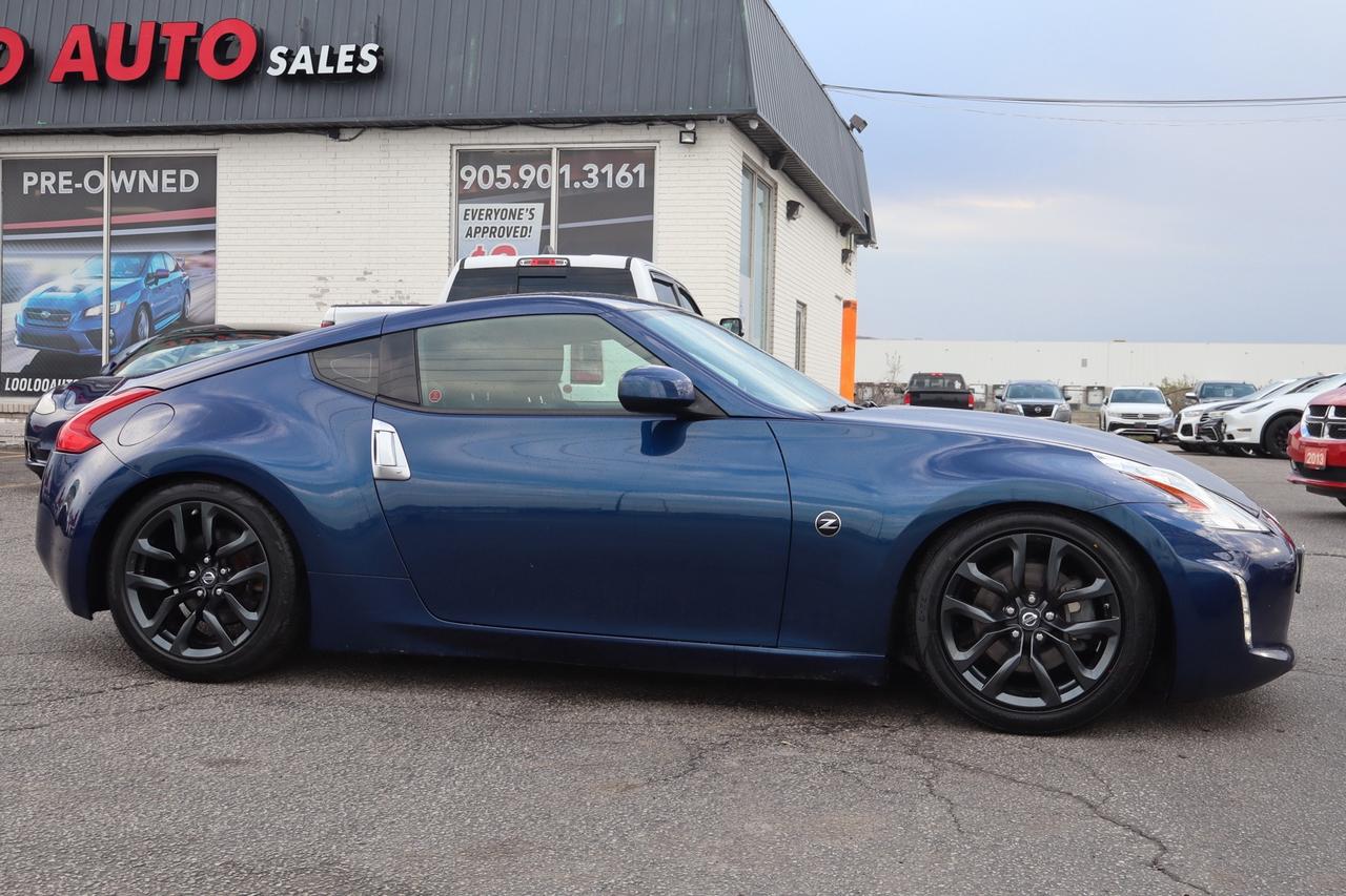 2017 Nissan Z 370Z Coupe Manual 6 Speed No Accident Low km Photo0