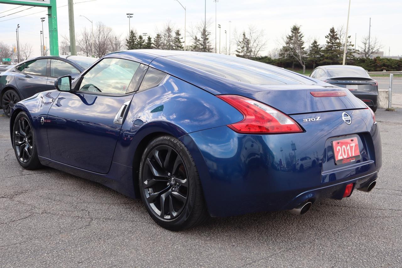 2017 Nissan Z 370Z Coupe Manual 6 Speed No Accident Low km Photo